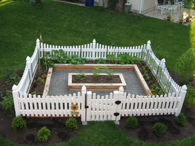 Yard Landscaping Pictures & Ideas: Cottage Style Vegetable Garden